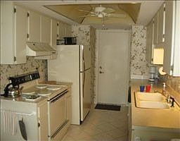 3rd image of 3493 Birchwood Ct