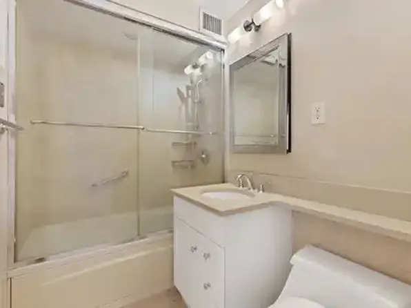 2 Tudor City Place image 8 of 8