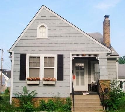 1st image of 575 Wrexham Ave