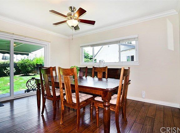 5th image of 22732 Vose St