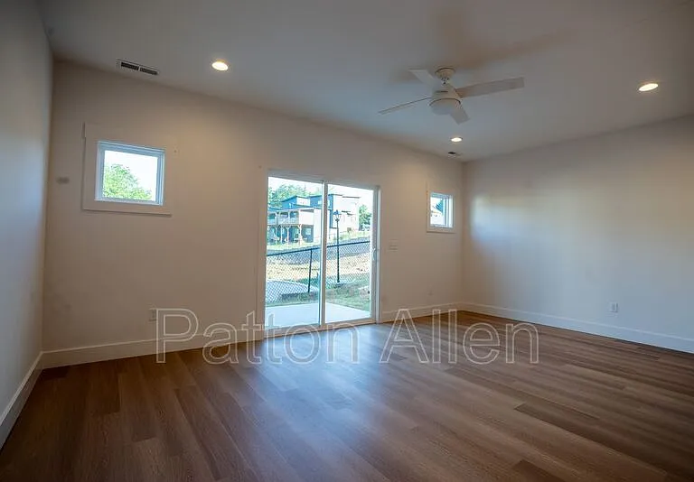 15 Bolton St — Photo 8