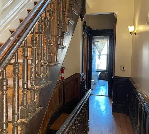 3rd image of 105 W 131st St