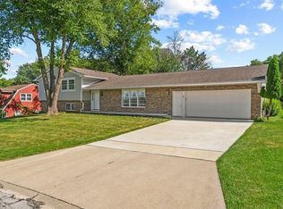 74 River Ridge Rd, Cedar Falls, IA 50613