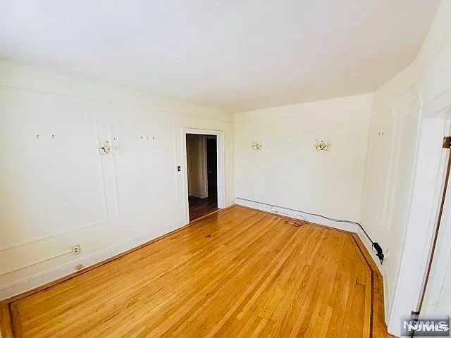215 Orient Way #3C — Photo 2