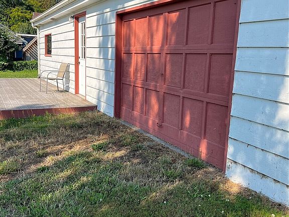 5th image of 24824 Florence Road