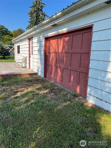 5th image of 24824 Florence Road