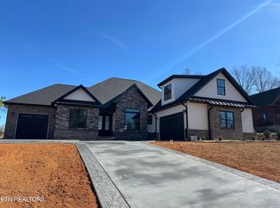 121 Edata Trl, Vonore, TN 37885