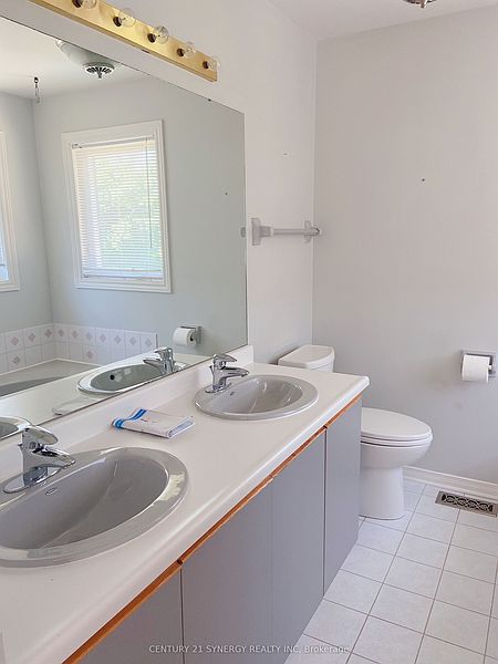 Ottawa House for rent - 3 Bedrooms — photo 11
