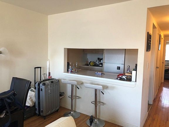 3rd image of 13 W 129th St APT 4