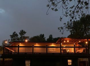 8017 NE San Rafael Dr, Kansas City, MO 64119