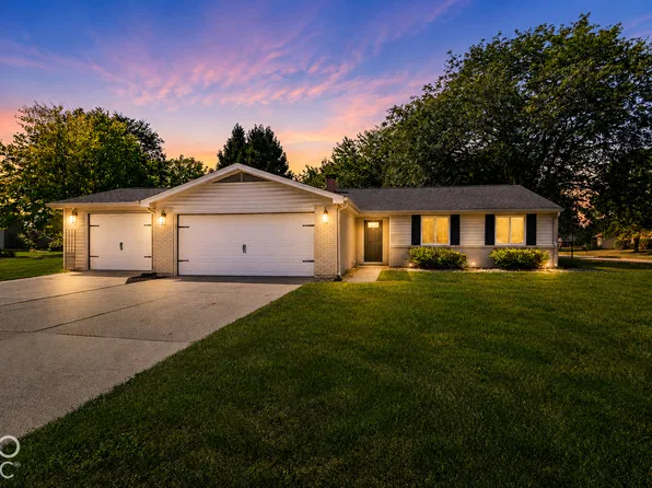 8442 Duncaster Ct, Indianapolis, IN 46256