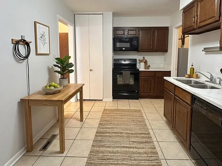 835 Judson Ave #101 — Photo 6