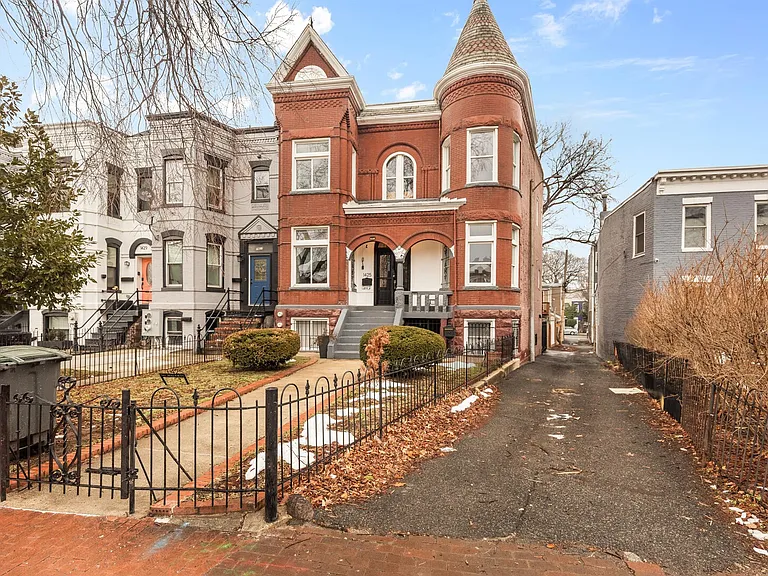 New Jersey Ave NW — Photo 34