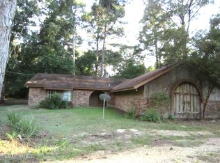 1038 Page Dr, McComb, MS 39648