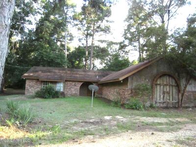 1038 Page Dr, McComb, MS, 39648