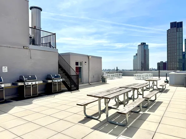 2-26 50th Avenue image 13 of 14