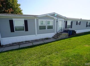 259 Silver Fox Xing, Collinsville, IL