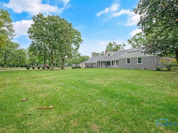 2nd image of 107 Rockledge Dr