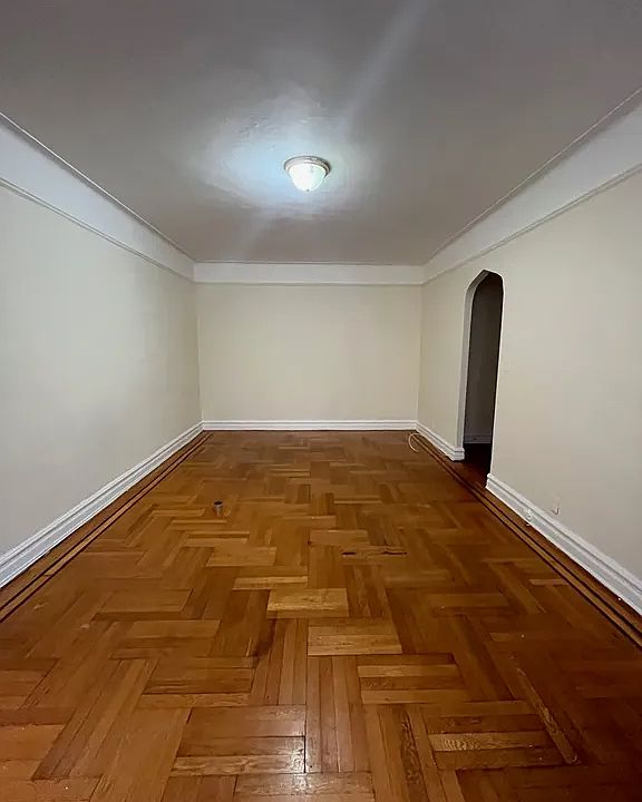 1st image of 428 Stratford Rd APT 3C