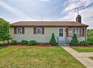 251 Curran Rd, Cumberland, RI 02864