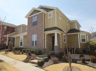 4290 Blossom Ct, Fayetteville, AR 72703