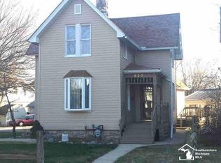 627 Laplaisance Rd, Monroe, MI 48161