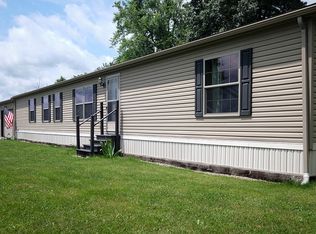 49 Ealy Rd, West Alexander, PA 15376