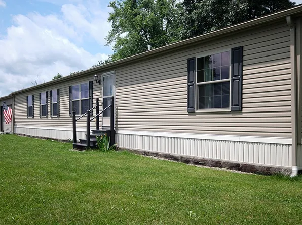 49 Ealy Rd, West Alexander, PA 15376