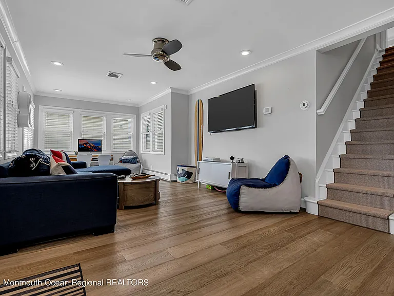 228 Ocean Ave — Photo 13