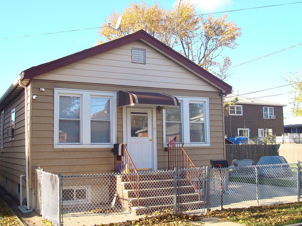 1st image of 165 Finley Ave