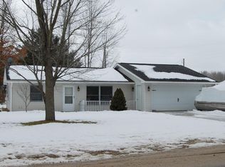 8053 W Royal Rd, Stanwood, MI 49346