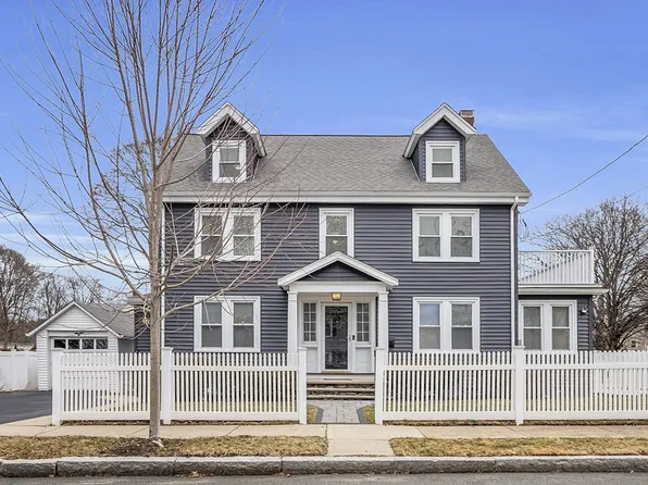 3 East St, Melrose, MA 02176