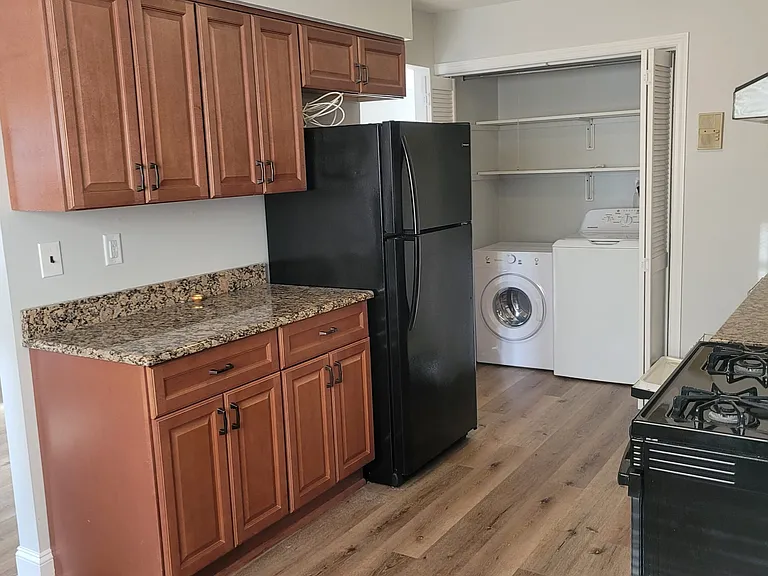 Kitchen 4