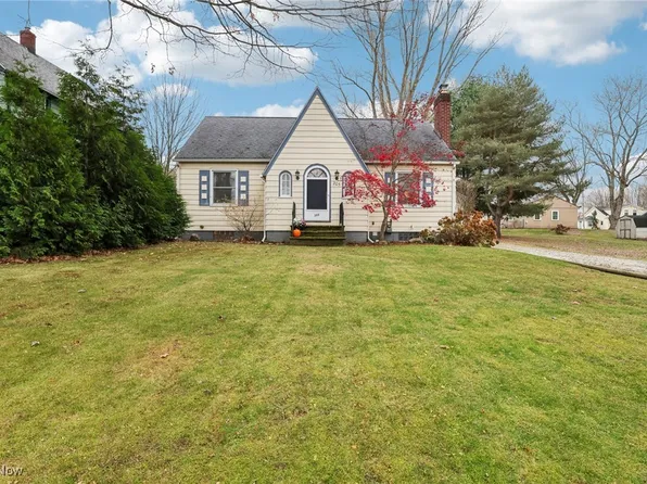 205 Woodland Ave, Conneaut, OH 44030