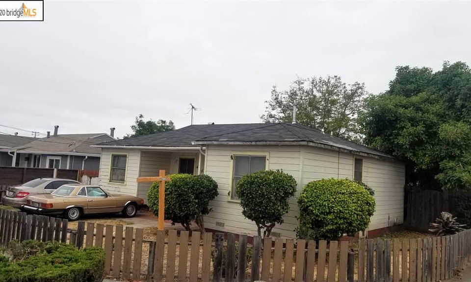 2nd image of 459 Stoneford Ave