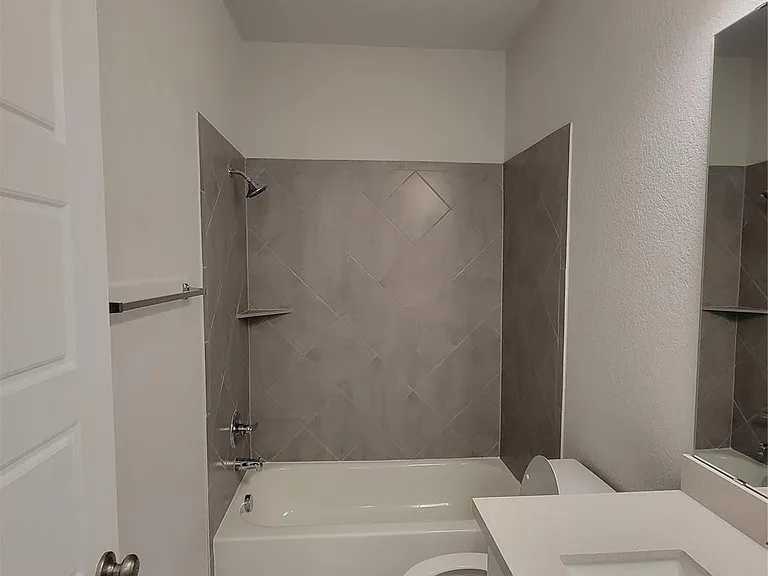 113 Bluff Creek Ln — Photo 17