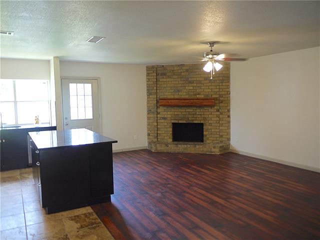 1st image of 5320 Parkview Dr