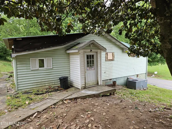 3903 Rocky Branch Rd, Walland, TN 37886
