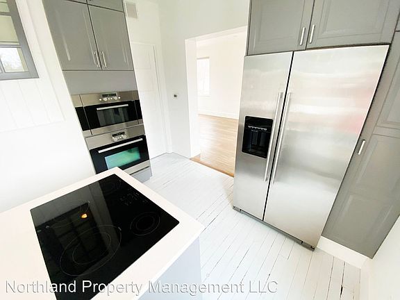 4th image of 319 N Elmwood Ave