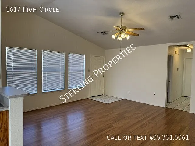 3 bed, 1244 sqft, $1,295 — Photo 3