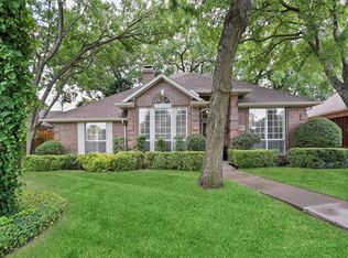 1007 Essex Dr, Cedar Hill, TX 75104