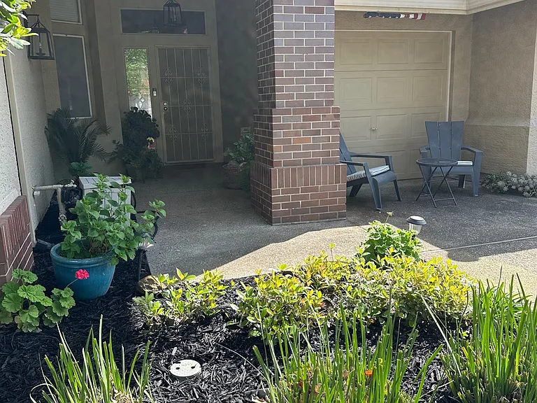 107 Traylen Ct — Photo 5