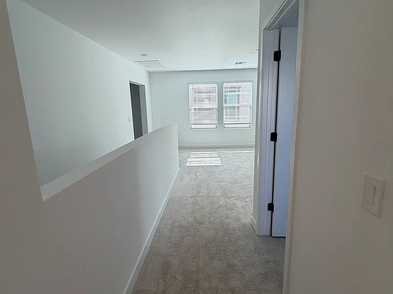 8015 W Royal Palm Rd — Photo 25