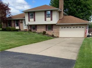 6805 Firestone Rd NE, Canton, OH 44721