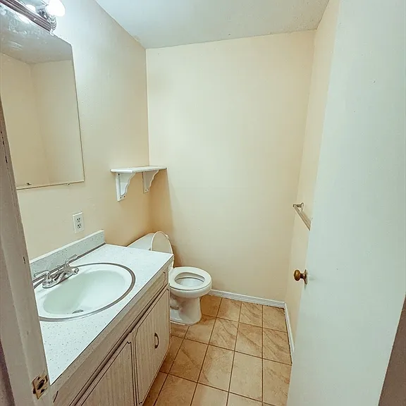 80 Damon Rd #109 — Photo 10