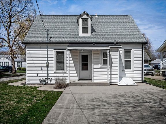 4th image of this home