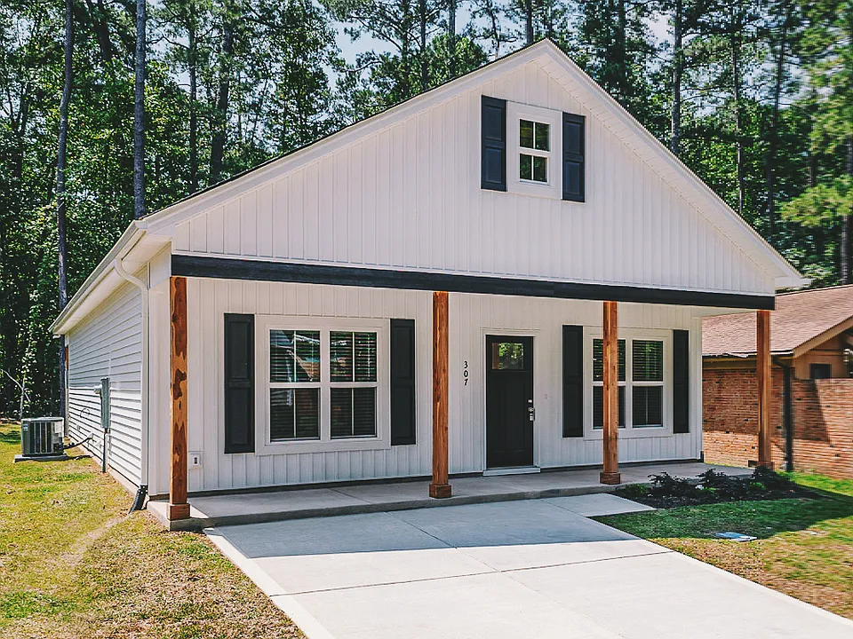 307 Harbor Trce