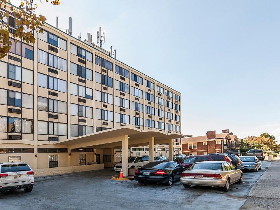 1st image of 1700 W Clinch Ave APT 305