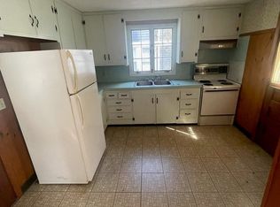 84 Phillips St FLOOR 1, North Kingstown, RI 02852