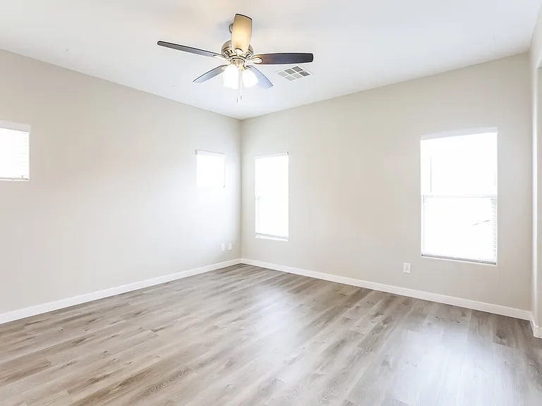 6763 Twisted Wood Dr — Photo 4